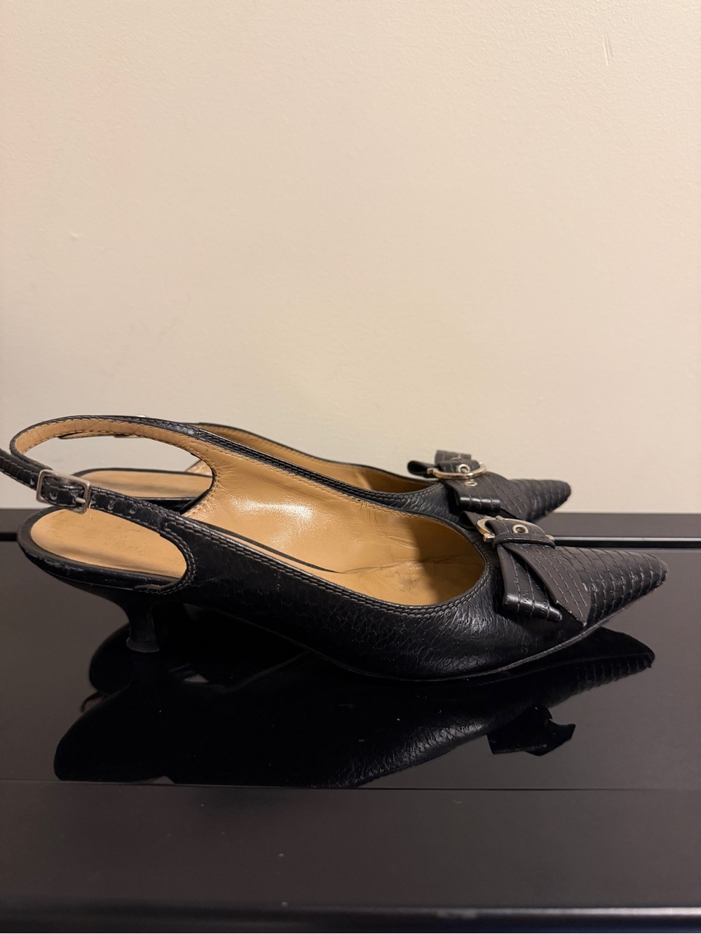 Salvatore Ferragamo Black Pointed Slingback Kitten Heels with Buckle Detail - Picture 2 of 5